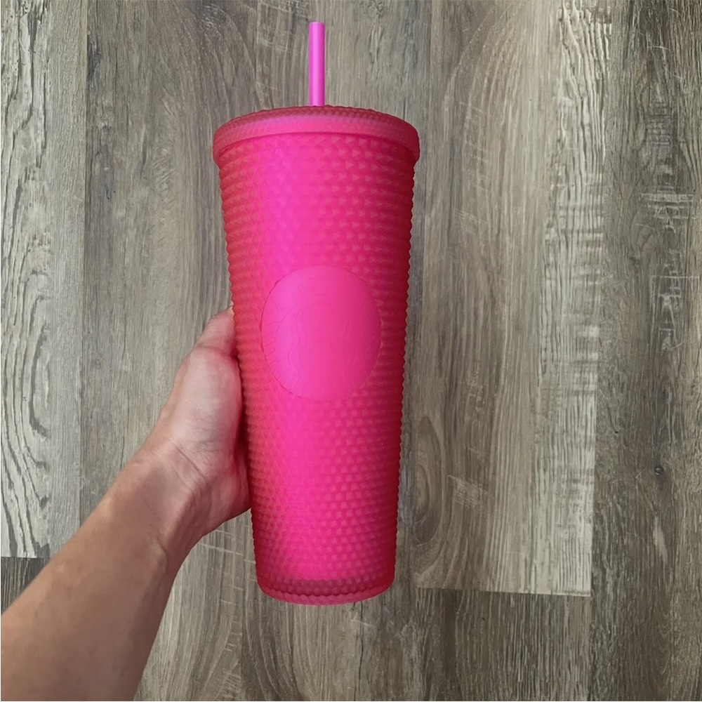 Starbucks🌺 hot pink studded🌺 LIMITED EDITION